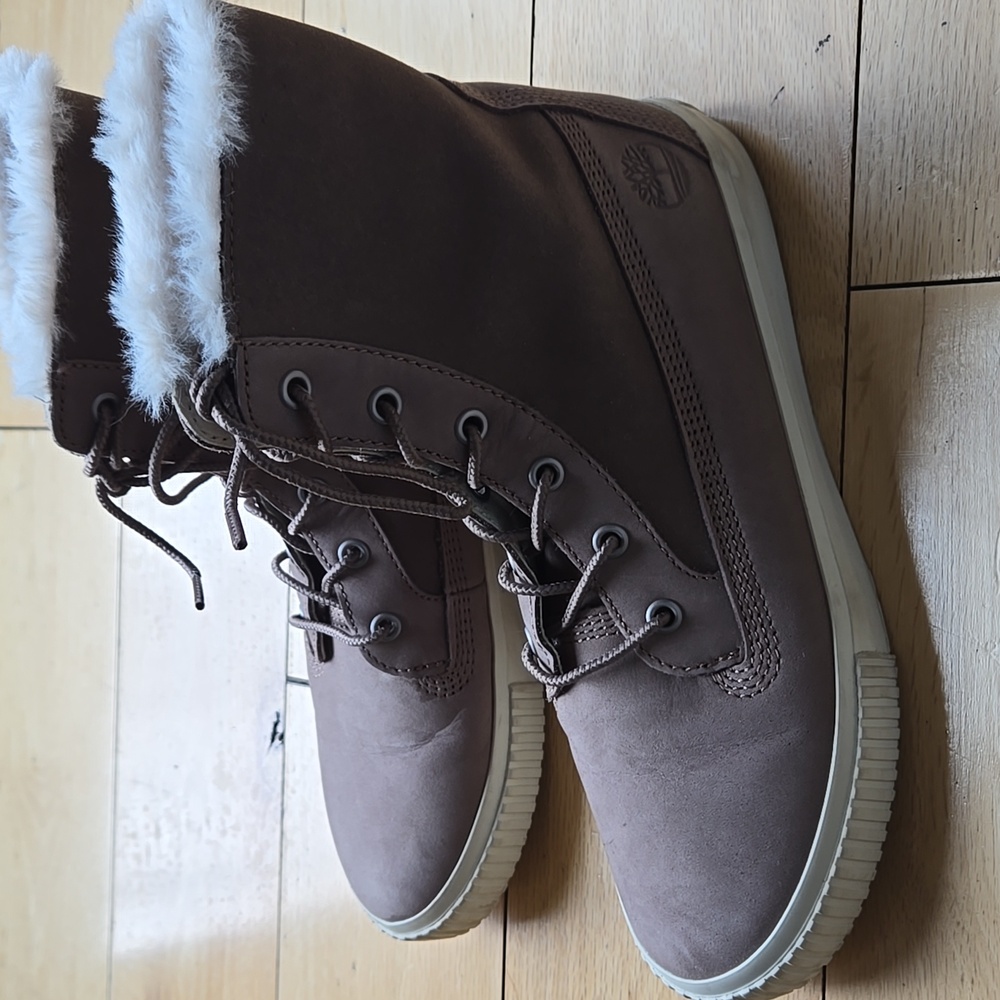 Timberland Skyla Bay Boots Women's 8 Nubuck Leather Fleece Fold Down Neutral